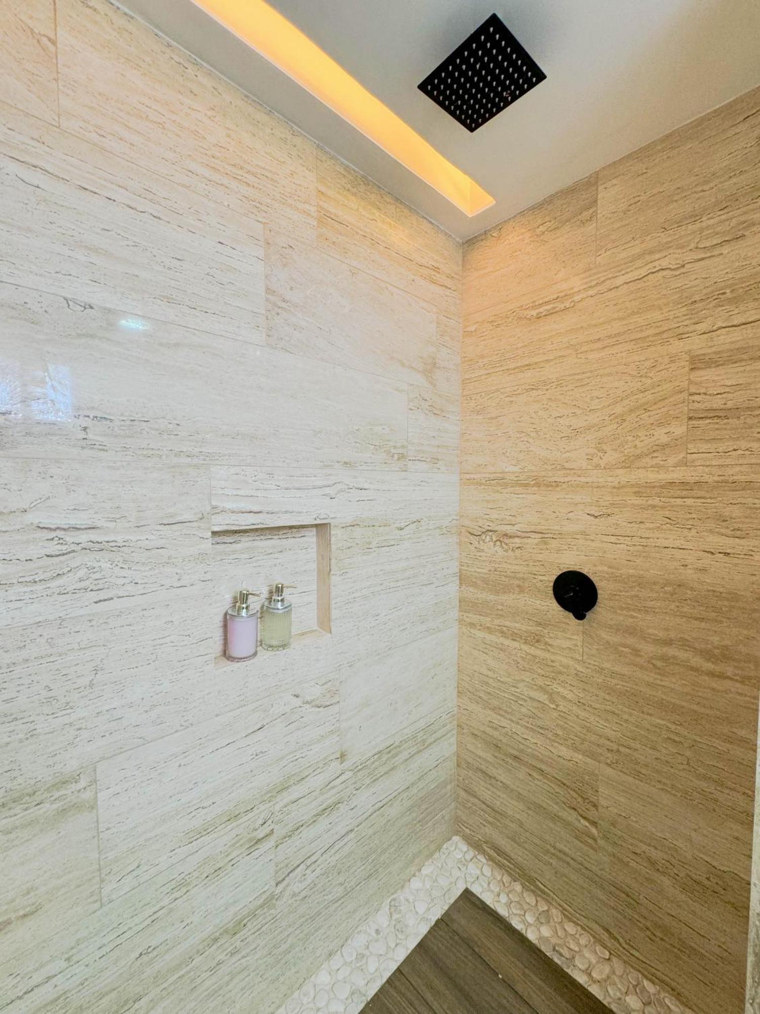 Acogedor Y Moderno Penthouse 2 Bedroom Naia C34 By Sandy Powerful Apartment